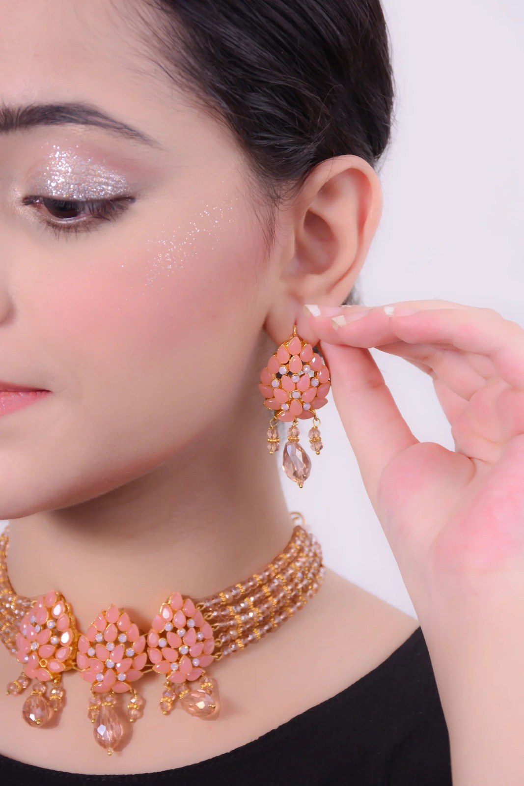 Peach Stone Choker Set with Tikka