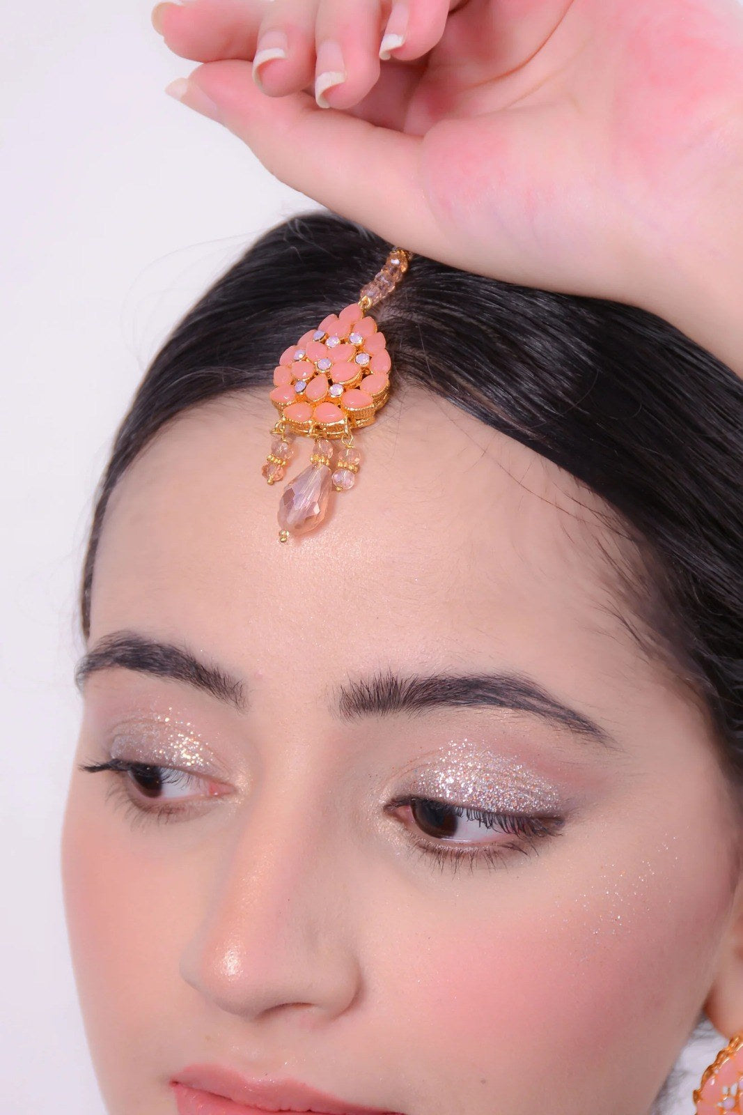 Peach Stone Choker Set with Tikka