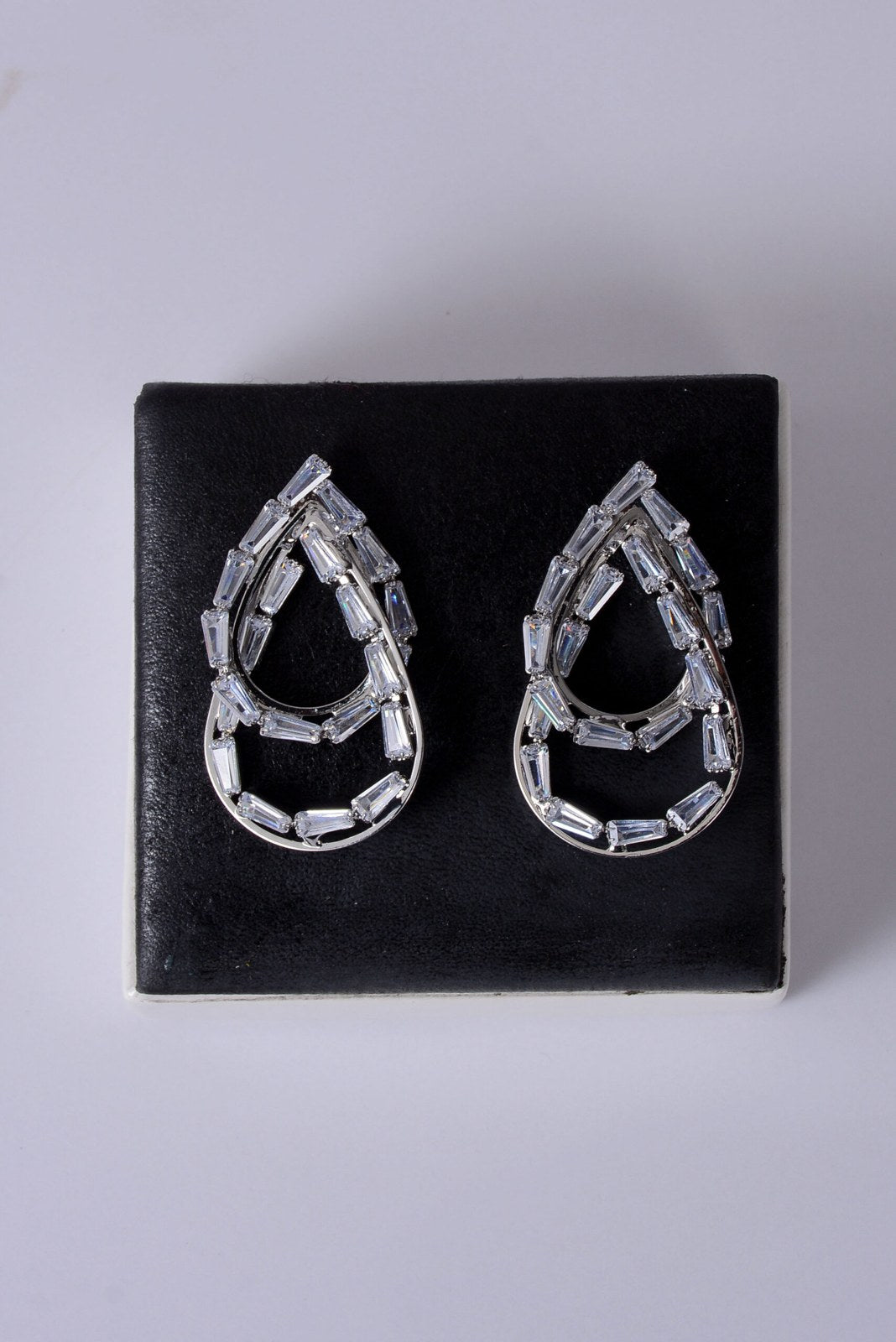 Baguette Zircon Open Teardrop Earrings