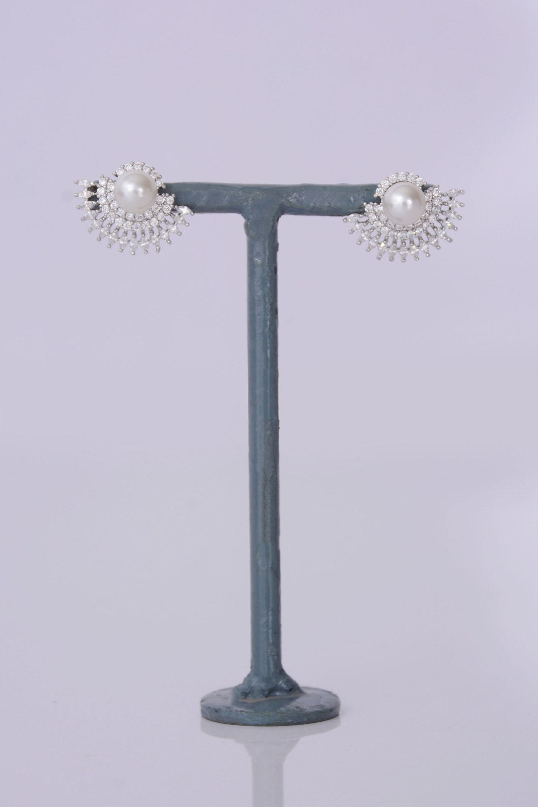 Pearl Zircon Fan Stud Earrings