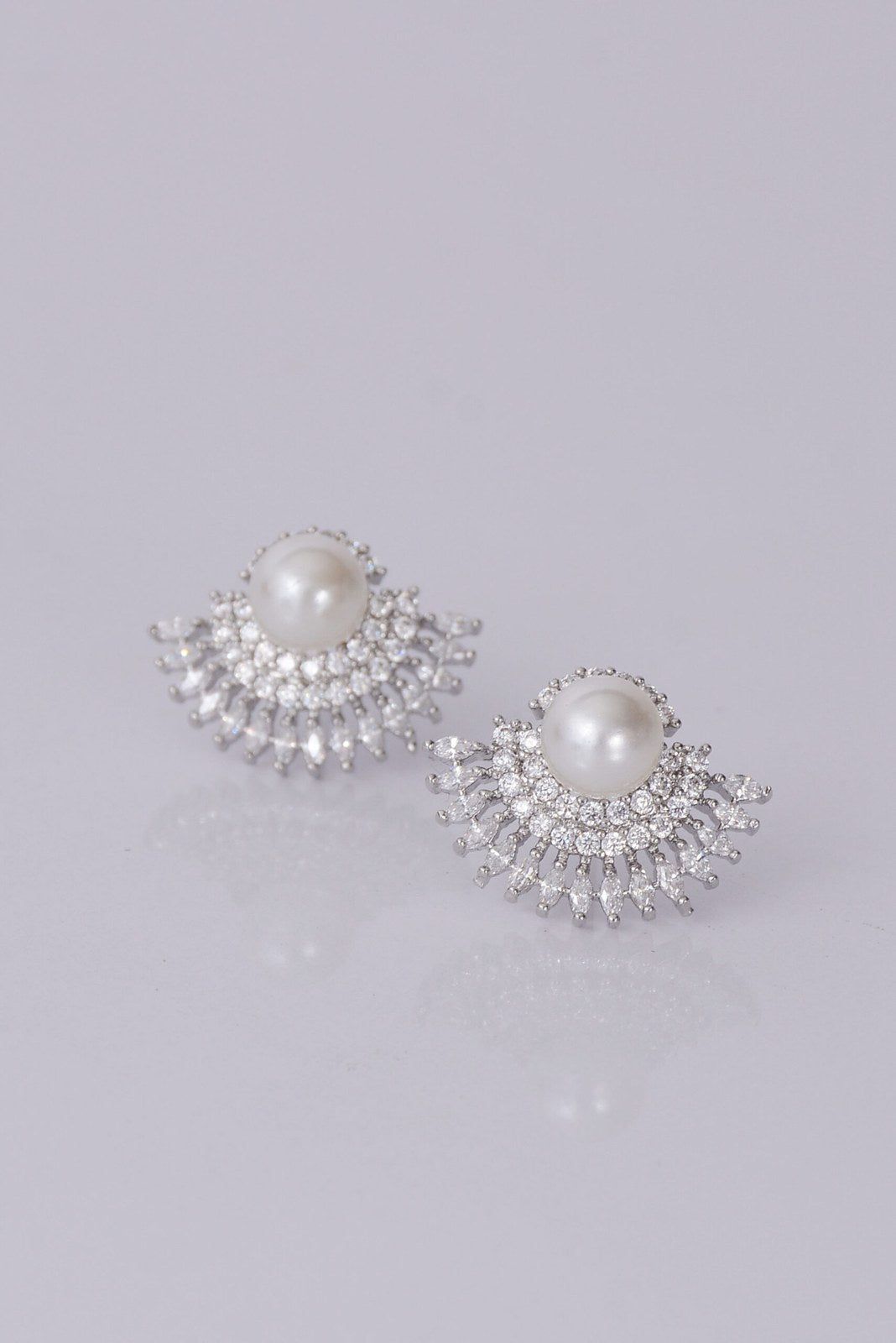 Pearl Zircon Fan Stud Earrings
