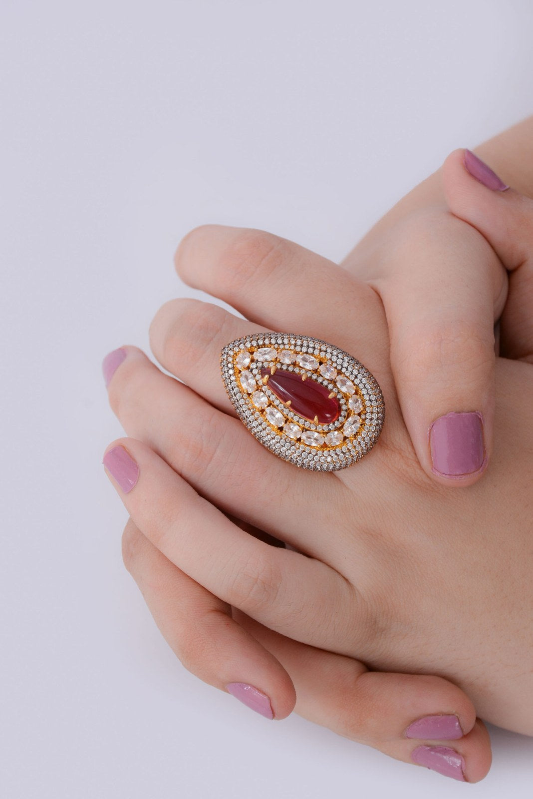Black Pink Zircon Oval Cocktail Ring
