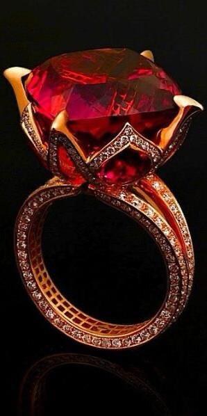 925 Silver Dark Red Zircon Tulip Solitaire Ring