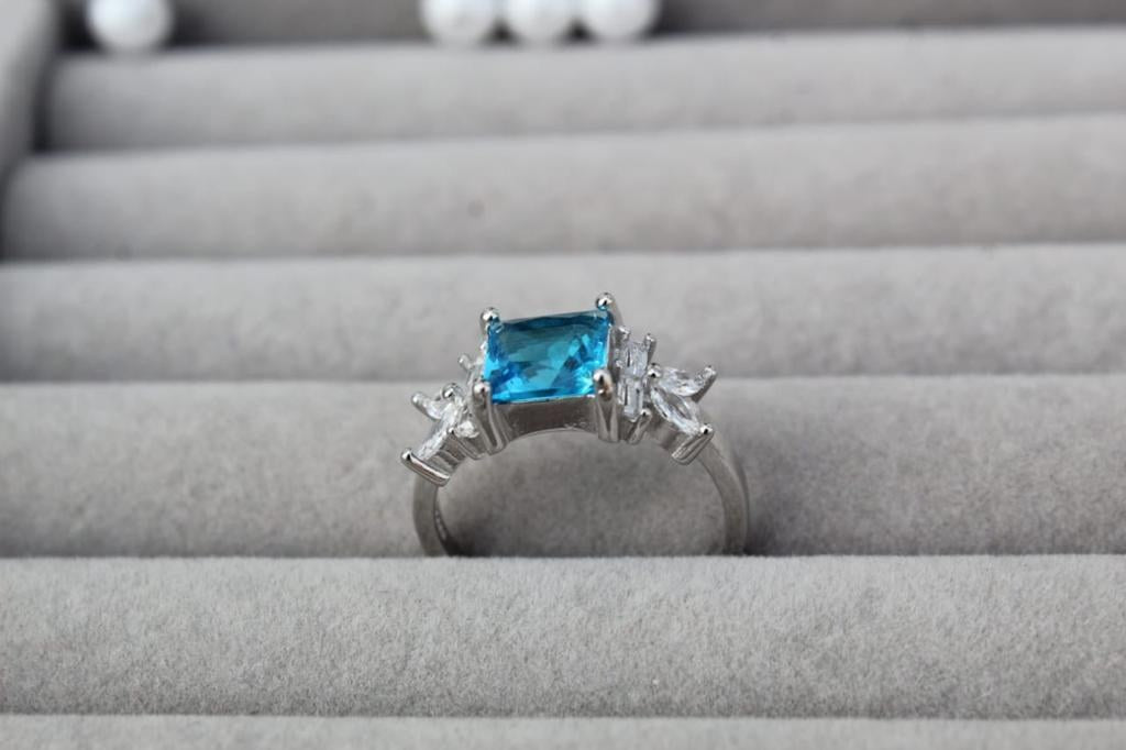 925 Silver Blue Zircon Baguette Side-Stone Ring