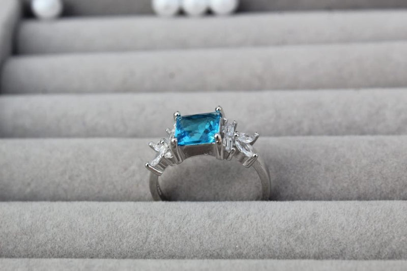 925 Silver Blue Zircon Baguette Side-Stone Ring