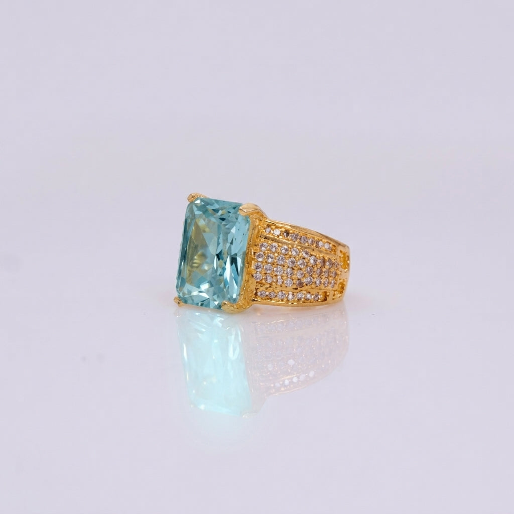 Gold Square-Cut Zircon Ring – view 2