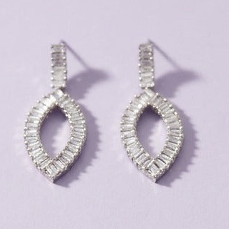 Crystal Lattice Mesh Choker & Earrings Set - Close-up: baguette-stone drop earrings